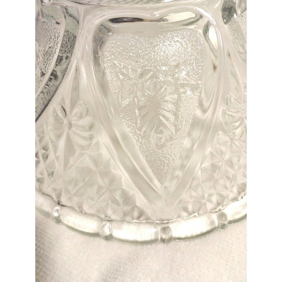 KIG Malaysia Bowl Clear Pressed Glass Heart Candy Serving Dish - Picture 6 of 9